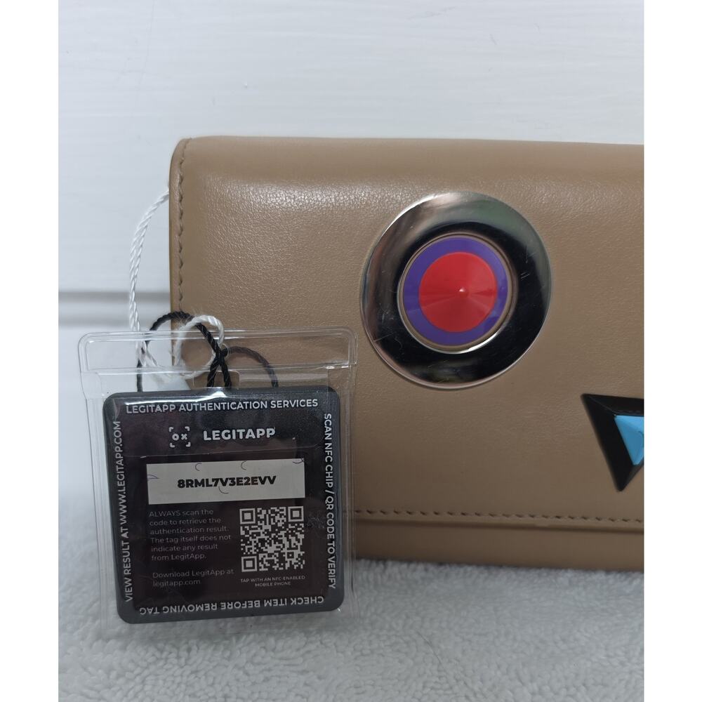 Fendi Roma Hypnoteyes Beige Continental Wallet w/COA - Picture 16 of 16